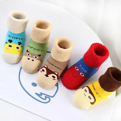 Set of 5 Pairs of Socks Variety Style (9 Styles Available)