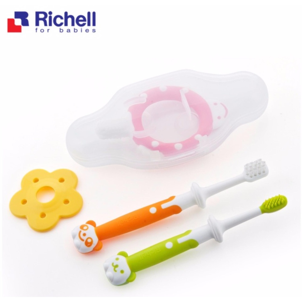 Richell ชุดแปรงสีฟันเด็ก 3-12+ เดือน พร้อมกล่องใส่พกพา