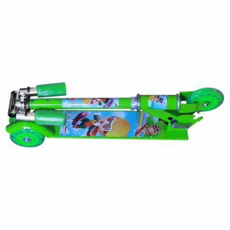 Scooter สกู๊ตเตอร์สามล้อ แบบล้อพลาสติกมีไฟ รุ่น SCT777 (Green)  