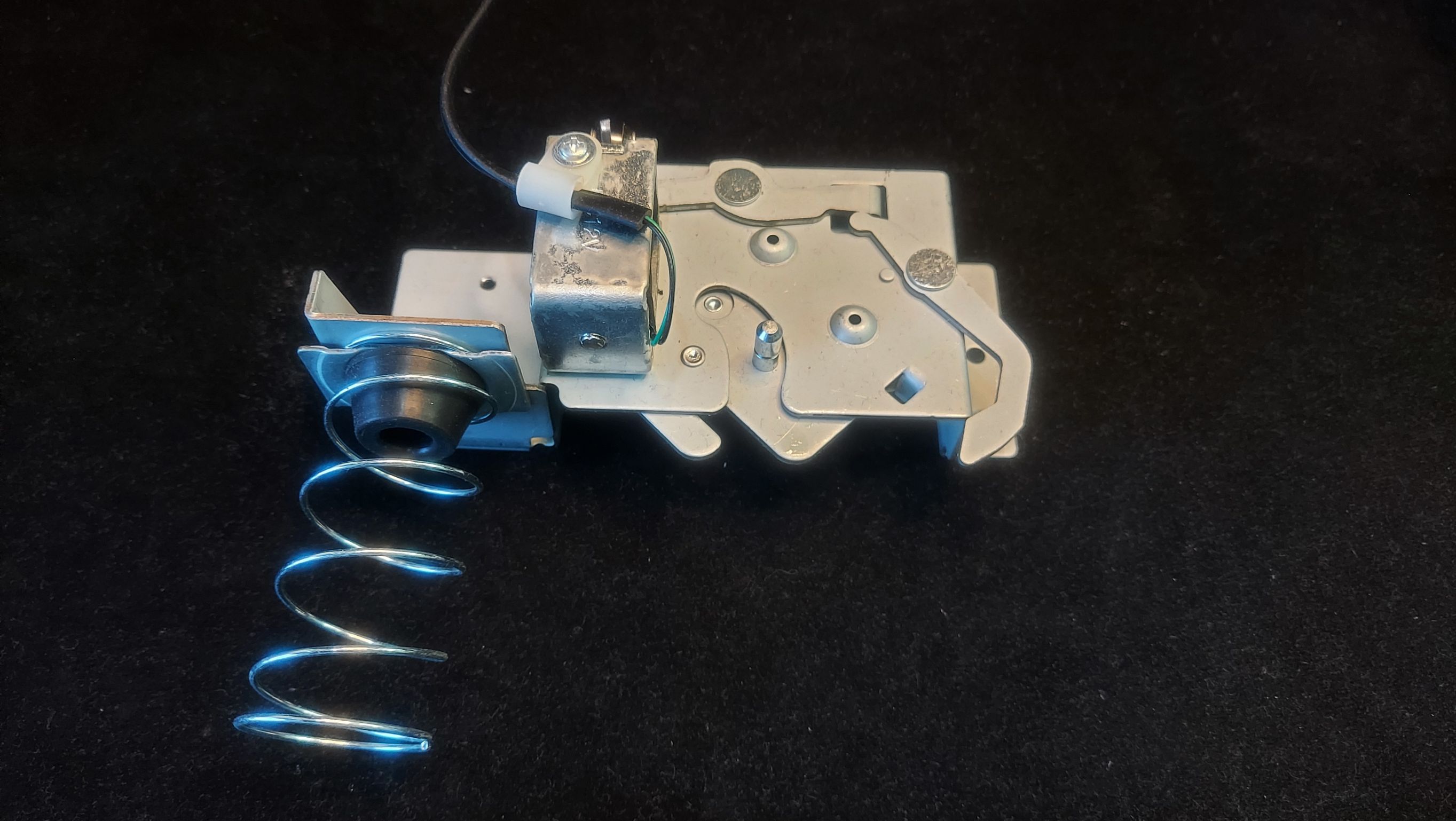 อะไหล่ ลิ้นชักเก็บเงิน Cash Drawer Maken MK420 RJ11 Lazada.co.th