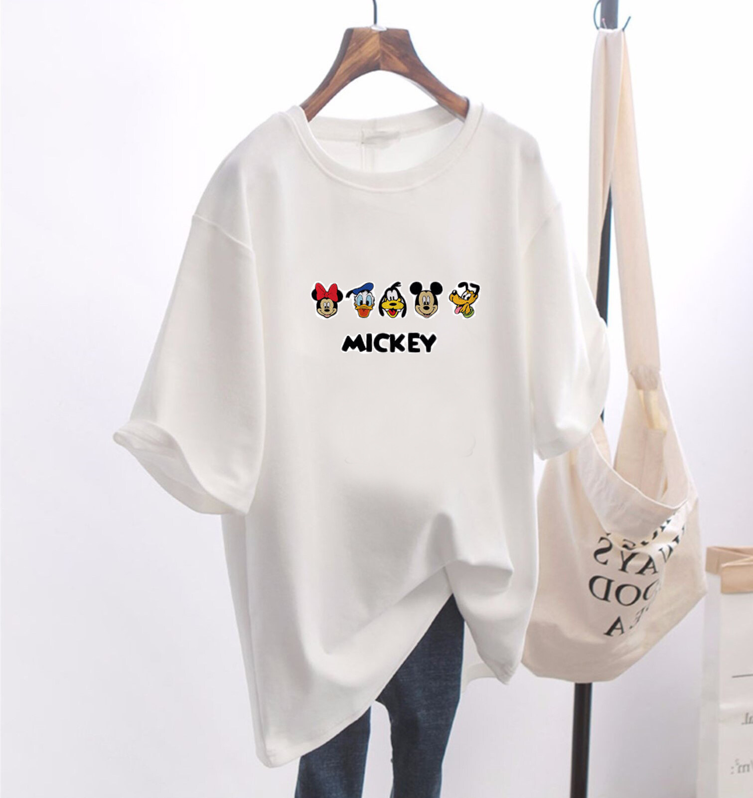 Mùa thu đông muốn năng động chọn ngay áo thun nữ Hàn Quốc - ANN.COM.VN