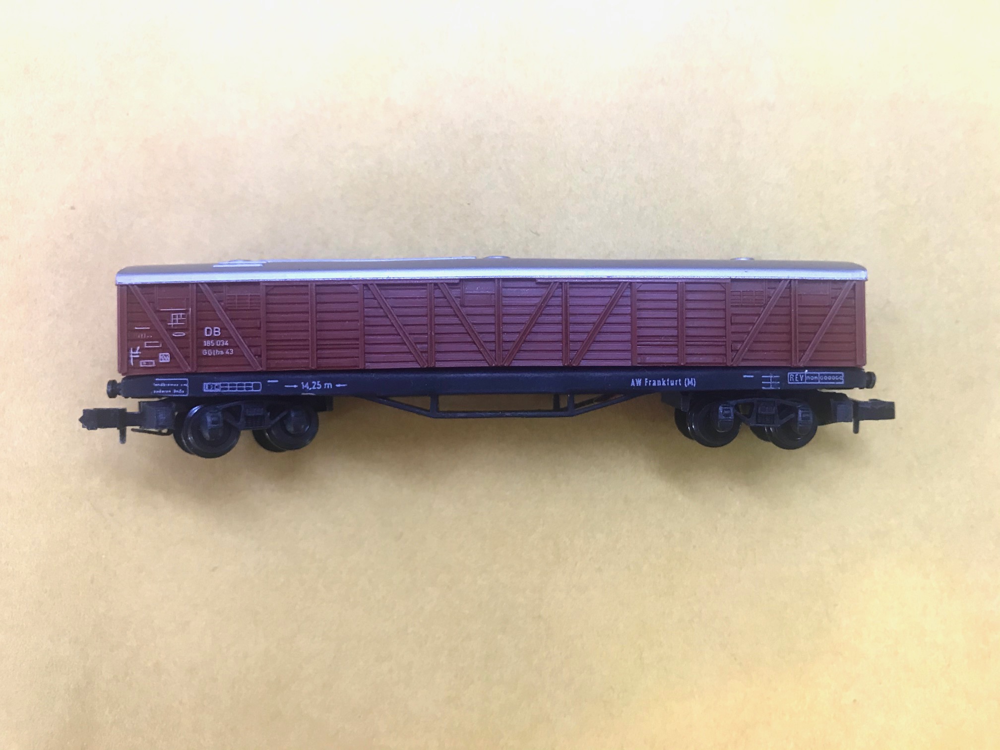 Preowned N Scale Minitrix Large Container Wagon Brown