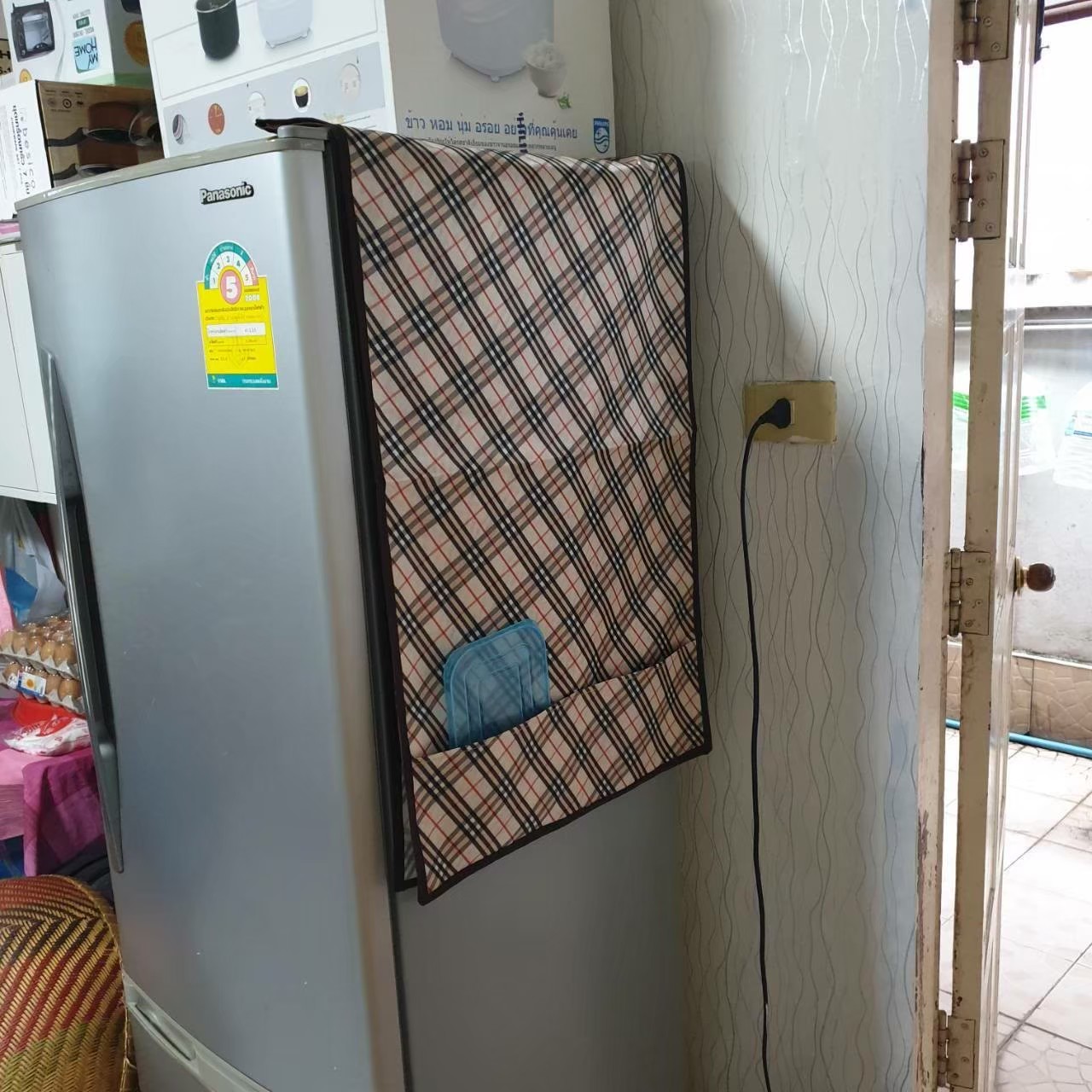 ผ้าคลุมตู้เย็นยางพารา กันร้อน กันน้ำ100% ฟรีไซส์ ขนาดกว้าง50×ยาว170ซม(มีช่องใส่ของ)