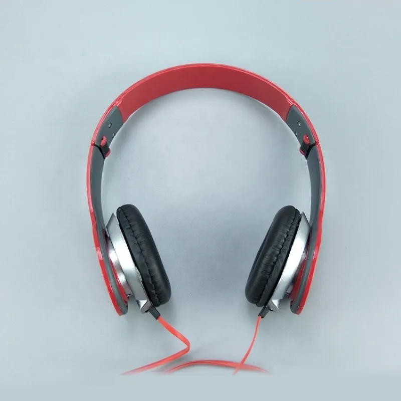 ภาพสินค้าหูฟังครอบ แบบใช้สาย ไม่ใช่บลูทูธ หูฟังครอบหัว เฮดโฟน Audio - Professional Bass Stereo Headphones สามารถพับเก็บได้ จากร้าน Topten Mobile บน Lazada ภาพที่ 2