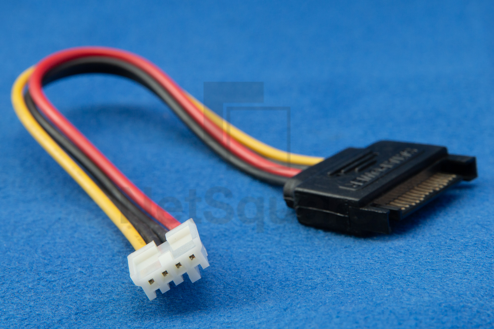 Floppy FDD 4-Pin Female to SATA 15-Pin Male HDD Power Supply Cable สายไฟ