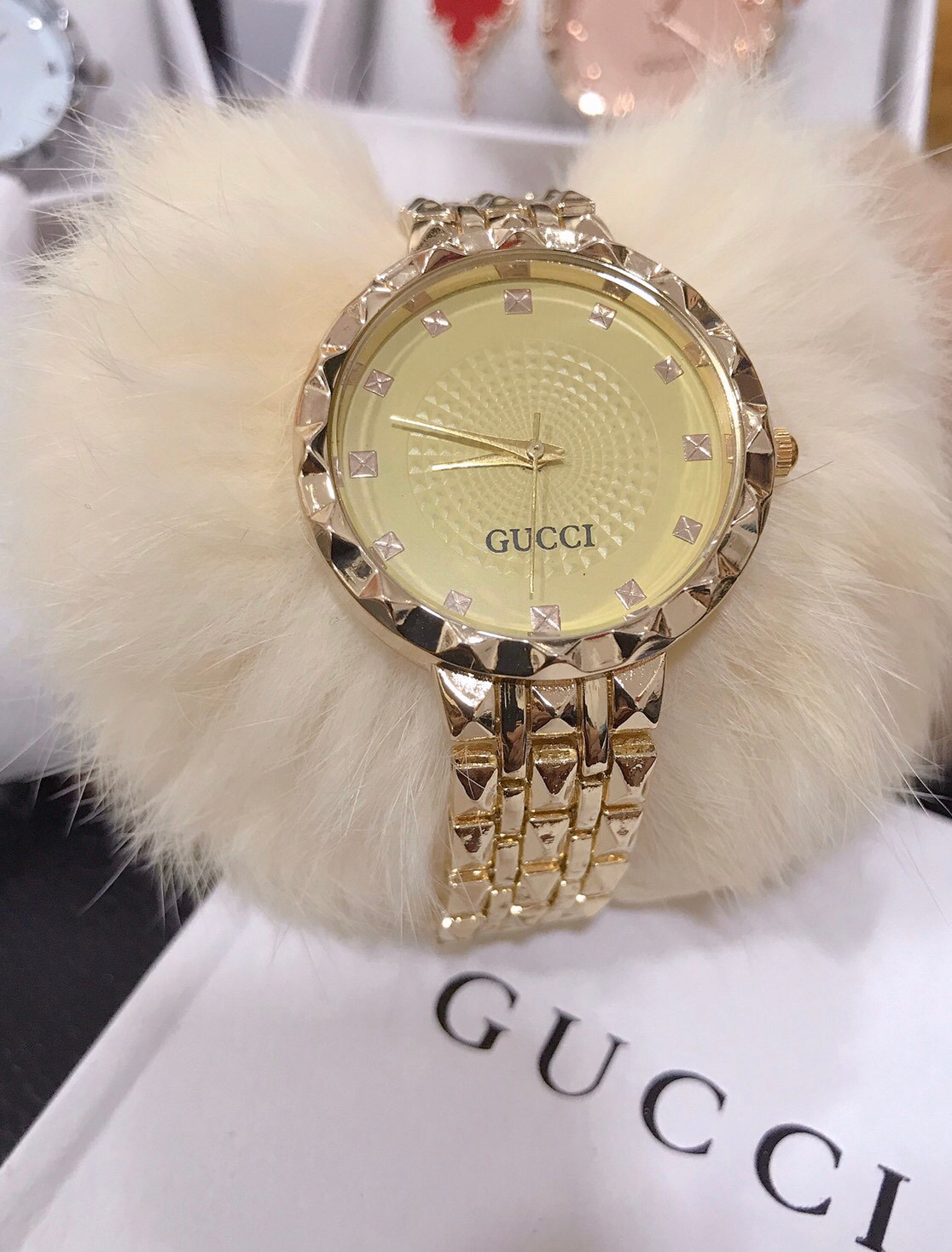 นาฬิกา กุชชี่ Gucci สำหรับผู้หญิงหรือชาย