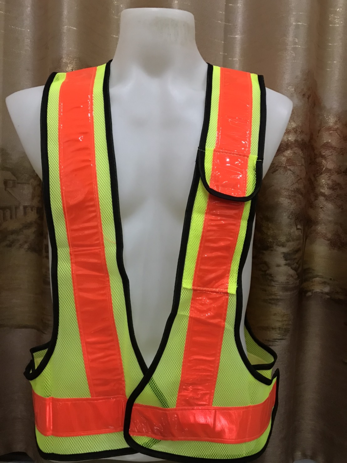 D-Box Safety Vest, Reflective Vest、Work Safety,Safety Products เสื้อกั๊กสะท้อนแสงปรับยืดหยุ่นสายเสื้อกล้ามสำหรับวิ่งปั่นจักรยานจ๊อกกิ้งMulti Adjustable Outdoor Safety Visibility Reflective Vest Gear Stripes
