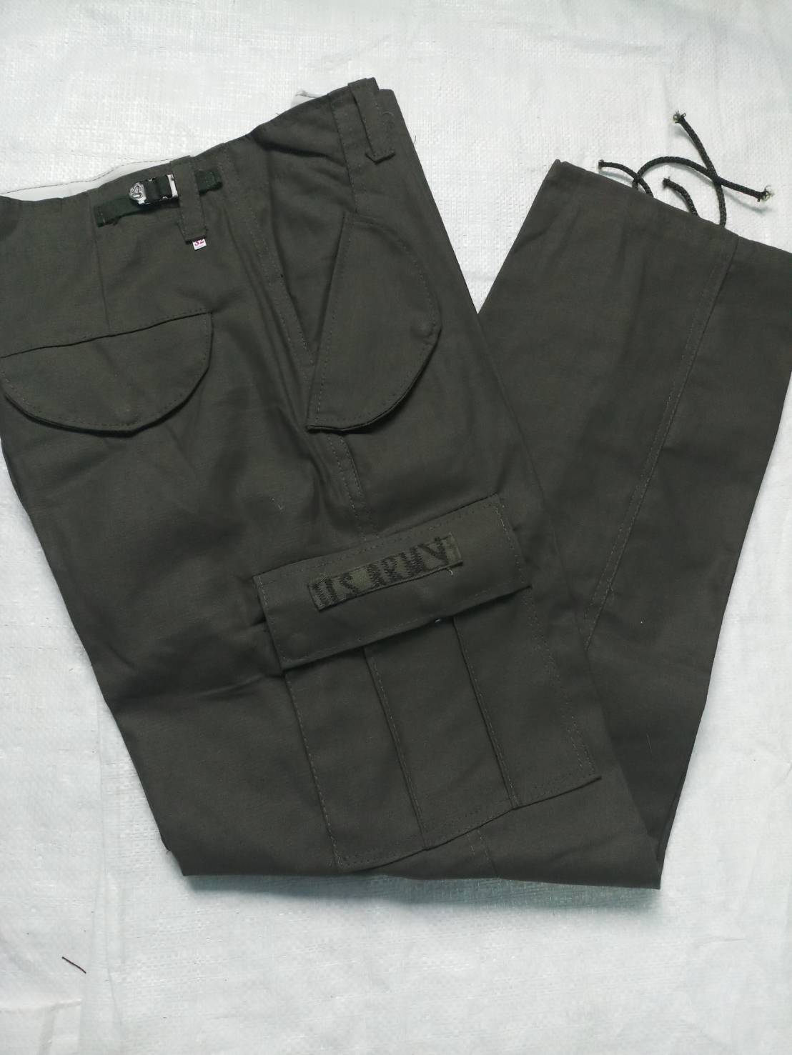 กางเกงทหาร กางเกงคาร์โก้สีพื้น กางเกงคาร์โก้ชาย กางเกงใส่ลุยป่า กางเกงขายาว กางเกงสีพื้นเขียวทหาร กางเกงสีพื้นดำ  กางเกงหลายกระเป๋า