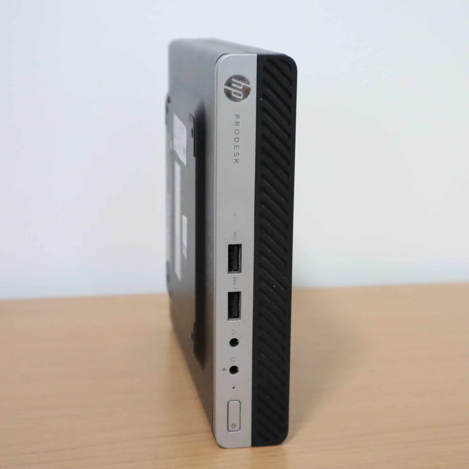 คอมพิวเตอร์ HP ProDesk 400 G3 Desktop Mini Intel Core i37100T 3.40 GHz Gen7 Ram DDR4 8GB HDD