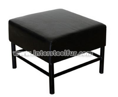 Inter Steel เก้าอี้สตูลเตี้ย รุ่น Stool-S - โครงเหล็กสีดำ-เบาะหนังสีดำ Stool-S - Black steel frame - Black seat