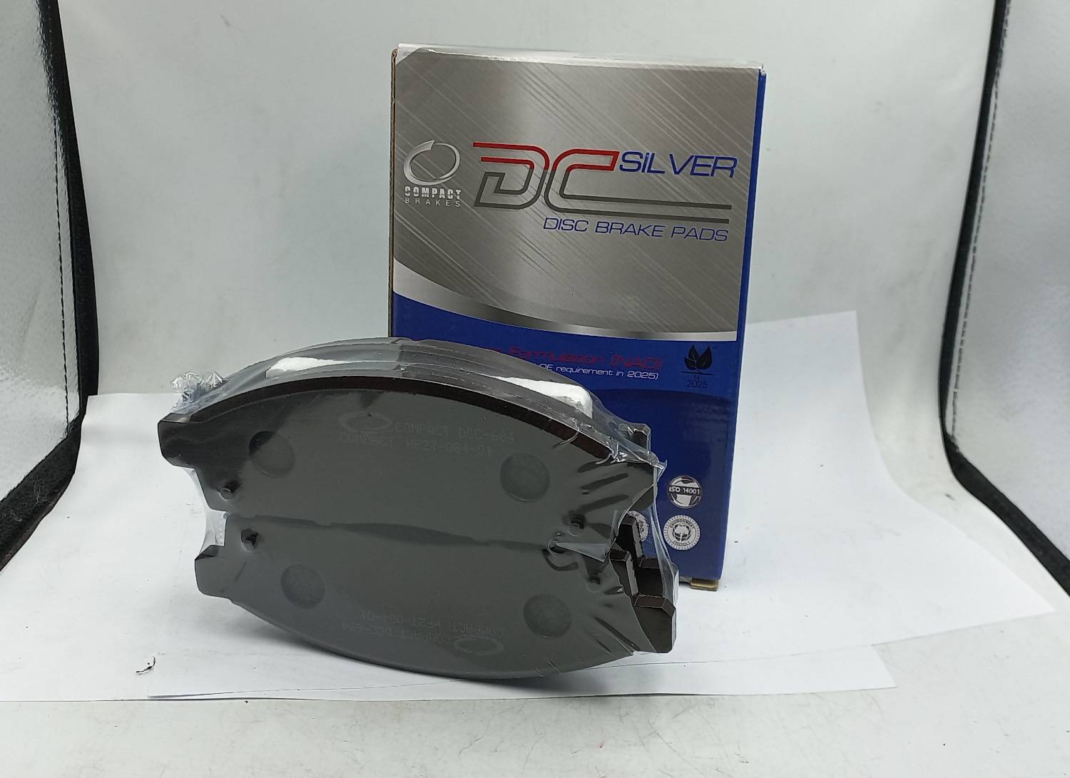 COMPACT Brakes DCC-684 ผ้าเบรคหน้าสำหรับรถ MITSUBISHI TRITON 2.5 , 2.8 ...