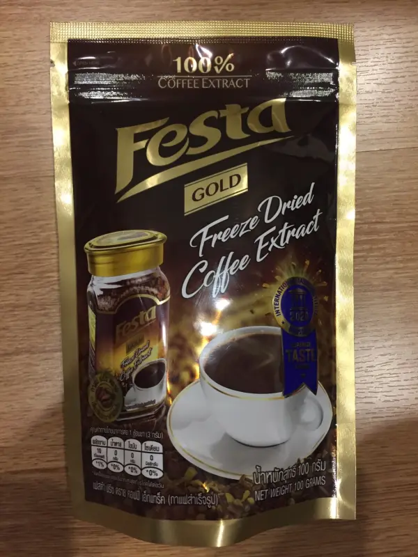 ภาพสินค้า6 bags X FESTA FREEZE DRIED COFFEE EXTRACT - กาแฟเฟสต้า ฟรีซ ดราย ผสมผสานความลงตัว ของอาราบิก้าและโรบัสต้า หอม เข้มข้น แบบถุงซิปล็อค (100 กรัม) จากร้าน B-FIT & WELL บน Lazada ภาพที่ 1