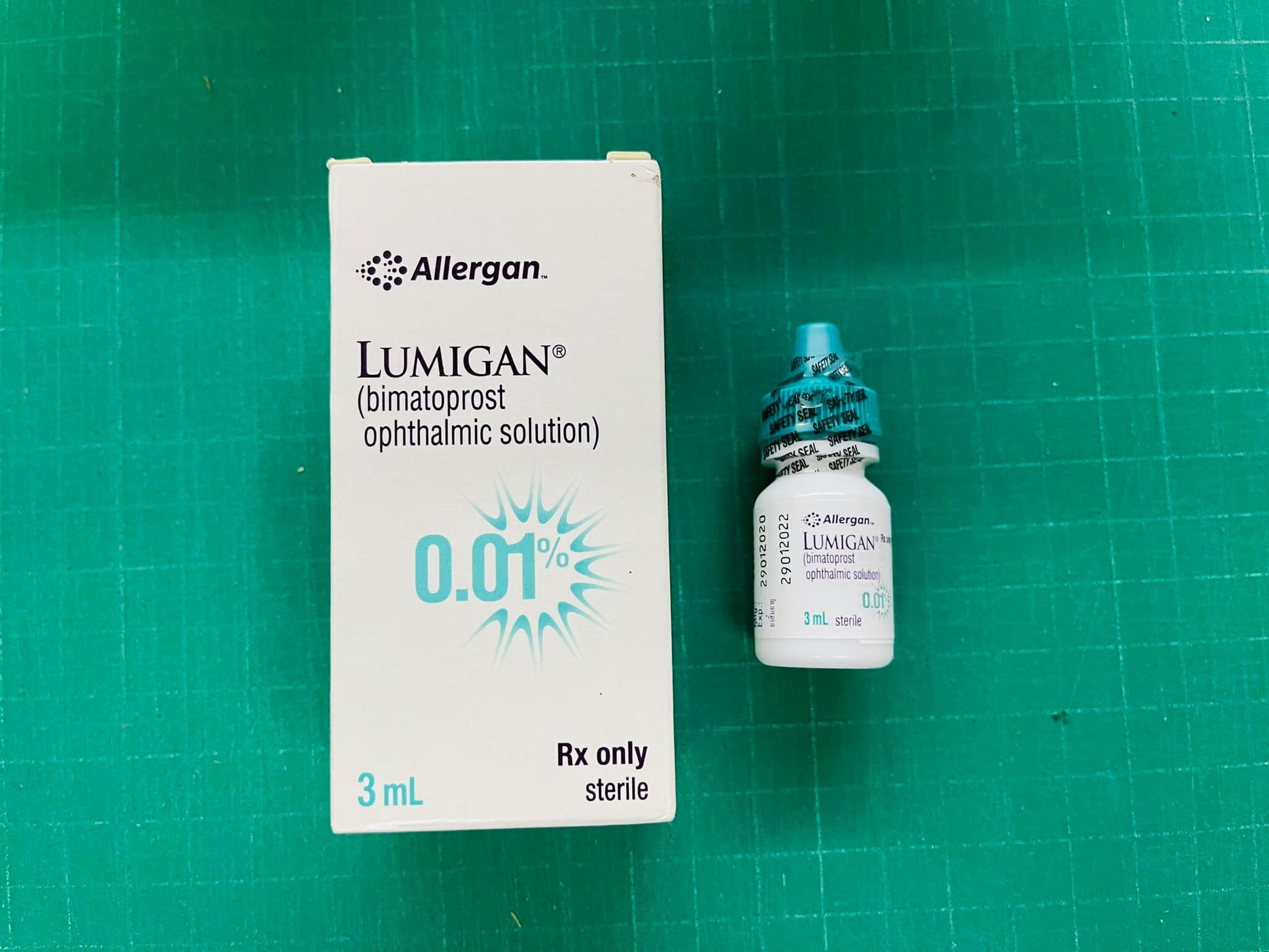 Lumigan 0.01% สำหรับตา (bimatoprost ophthalamic solution) 3 ml EXP:27/05/2022