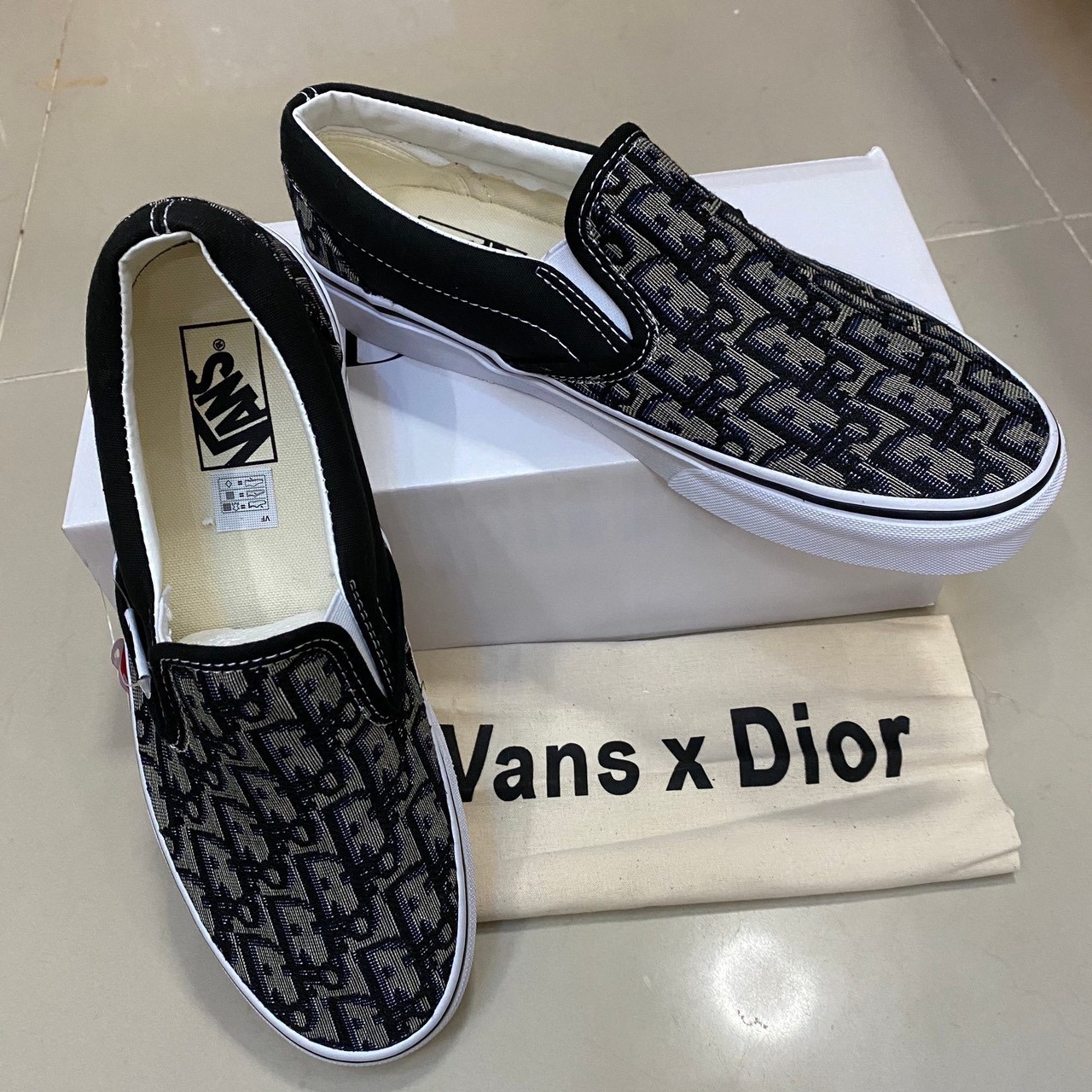 vans slip on dior