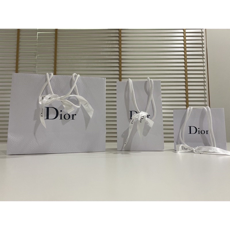 ‼️ของแท้จากเคาน์เตอร์ค่ะ‼️ถุงกระดาษ ริบบิ้น Dior Re2610 Thaipick