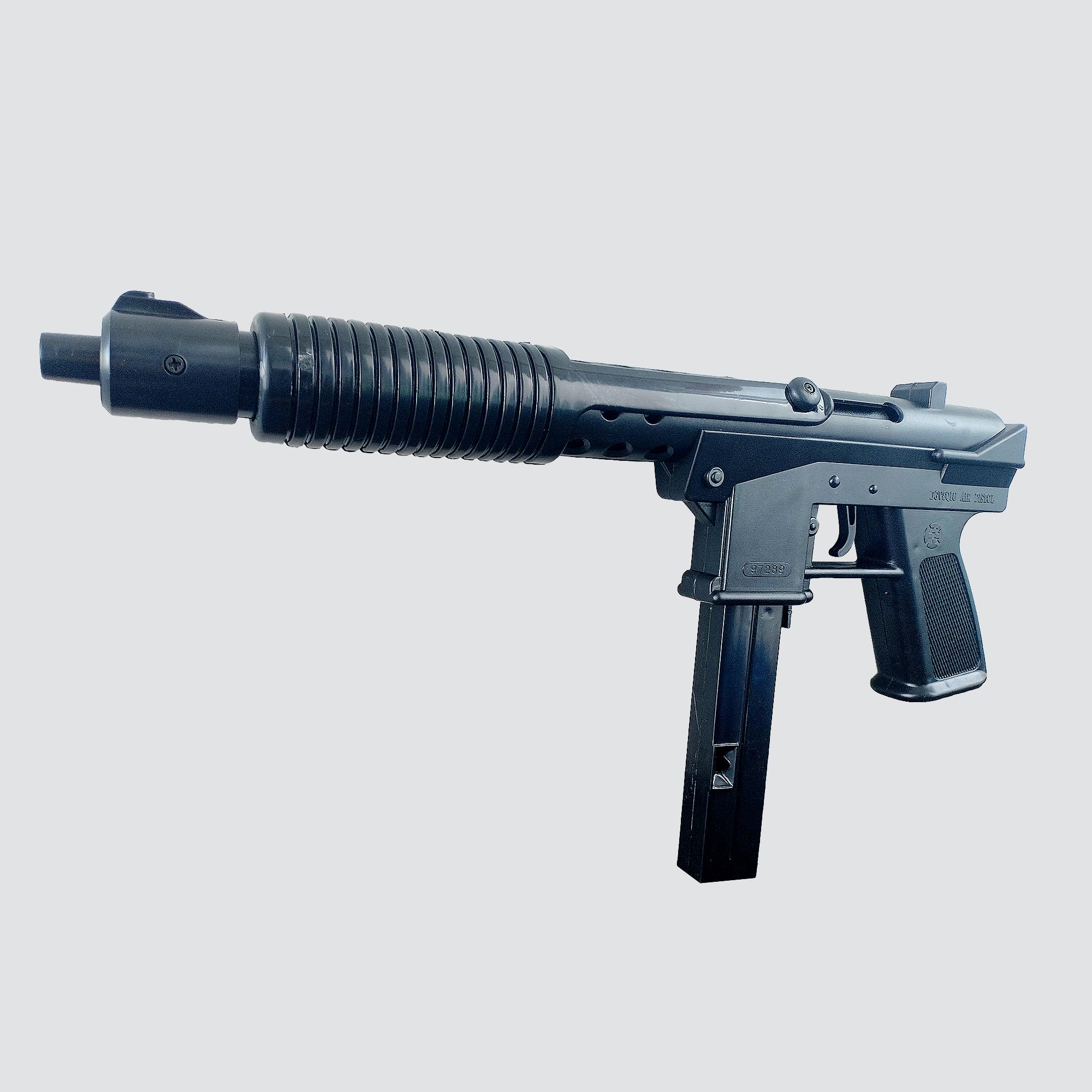 PT Airsoftปืนของเล่น ปืนอัดลม สีดำ  ใส่กระสุนได้เยอะ แถมกระสุน 100ลูก