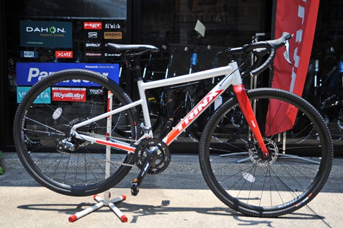 TRINX รุ่น CLIMBER2.1 จักรยานเสือหมอบไซโคลครอส ไซร์ 42cm เกียร์ 16 สปีด CLARIS ดิสเบรคสาย
