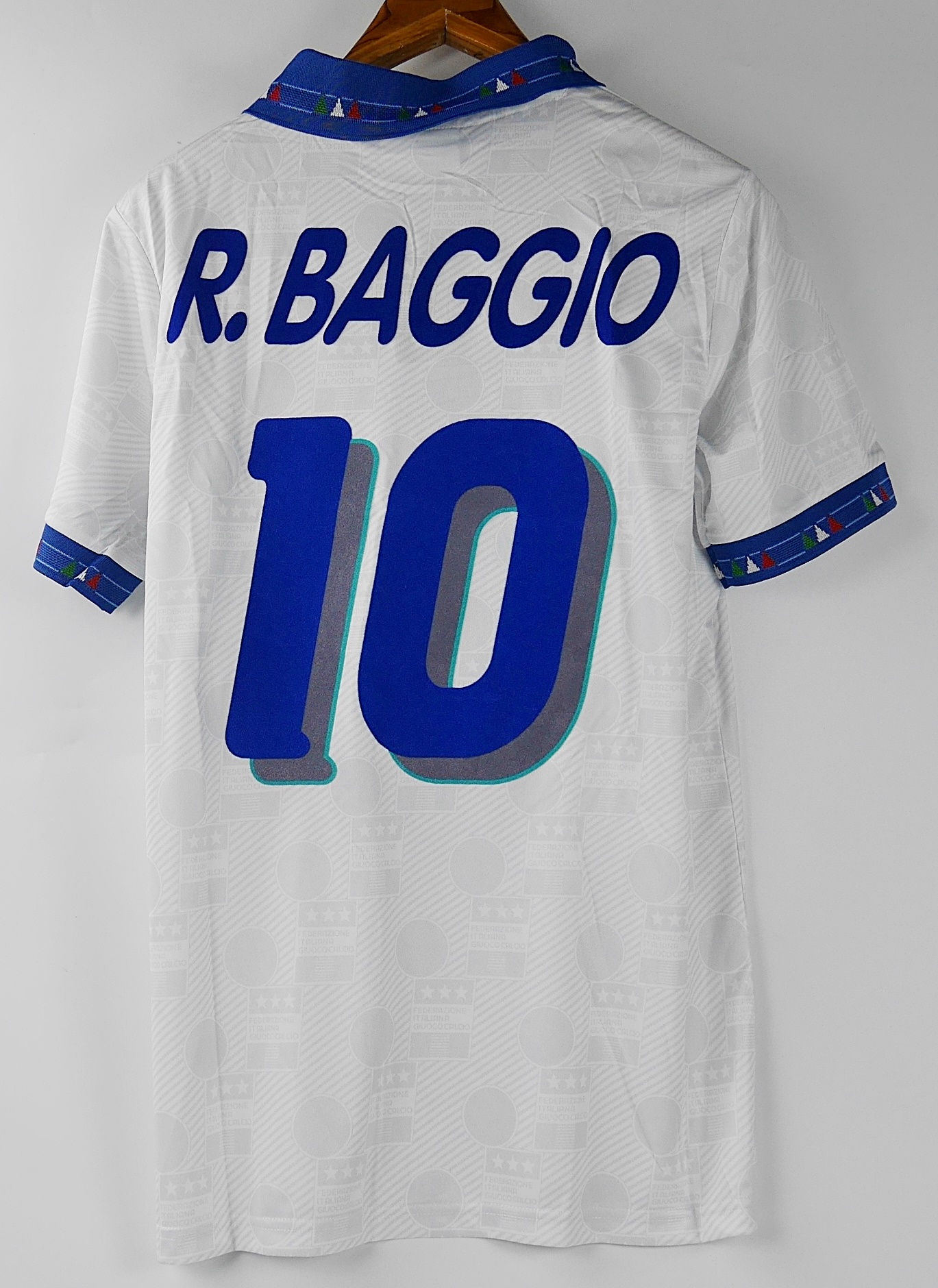 10 ROBERTO BAGGIO ITLAY AWAY WHITE WC 1994 RETRO FOOTBALL SHIRT SOCCER JERSEY