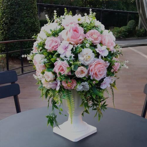 แจกันดอกไม้ประดิษฐ์ทรงโรมัน วินเทจ โทนสีชมพูโอโรส ดอกไม้ปลอมสวยงามเหมือนจริง (ทรงสูง แบบ A)