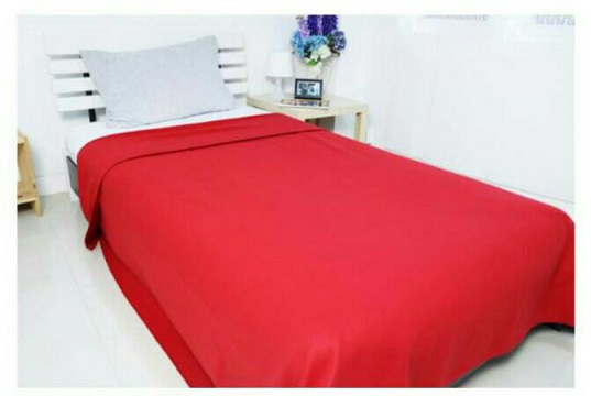 ผ้าห่มฟลีส ผ้าสำลี 6.6 ฟุต เกรดส่งออก สี สีแดง สี สีแดงขนาดสินค้า คู่ลักษณะสินค้า Plain & Hotel