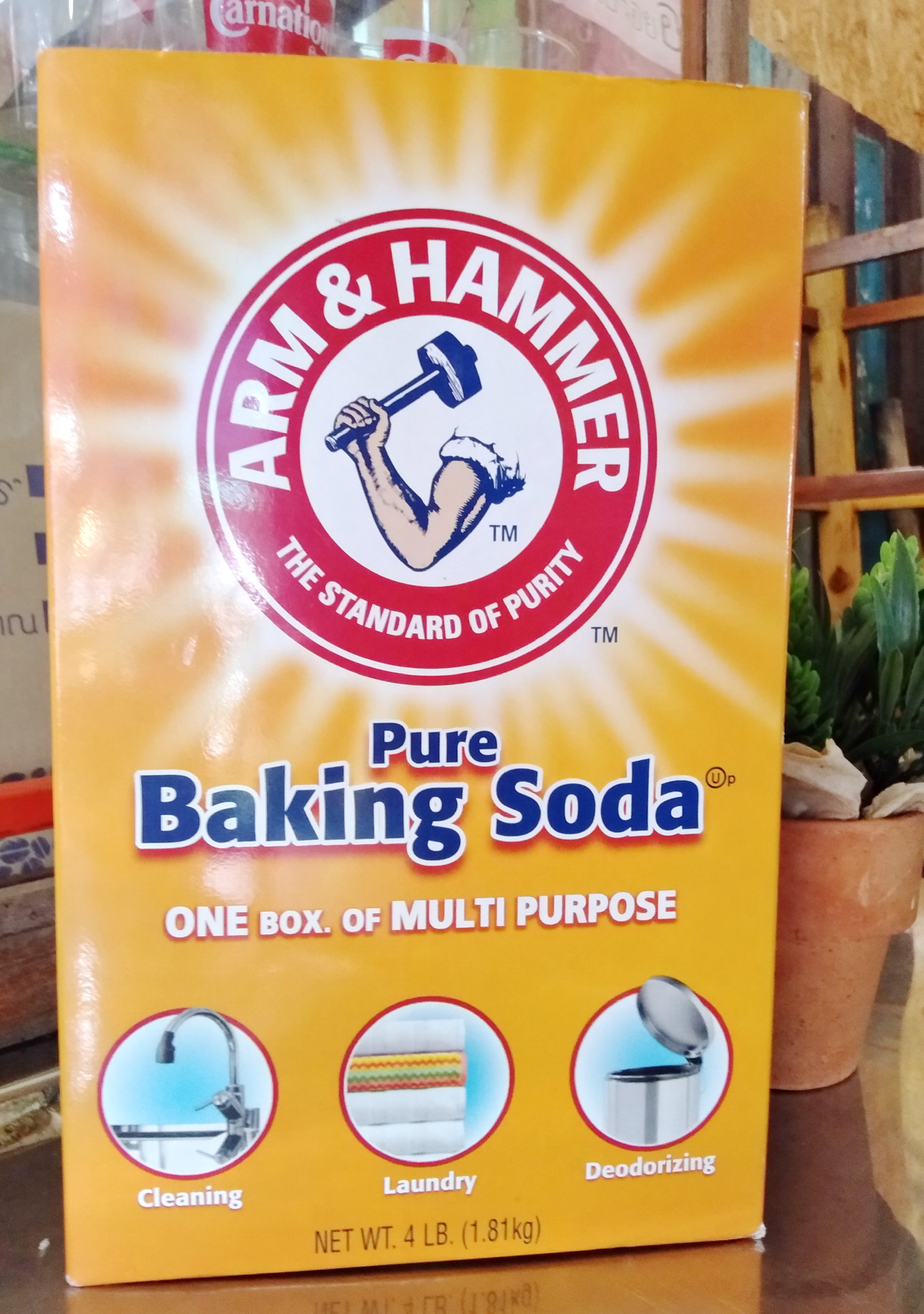 เบคกิ้งโซดา เบกกิ้งโซดาแบบเนื้อละเอียด ARM & HAMMER™ 100% Pure Baking Soda 4 lb (1.81 kg.) America's # 1 Trusted Baking Soda Brand ใช้ทำความสะอาดภาชนะ ซักผ้า ใช้ดับกลิ่น