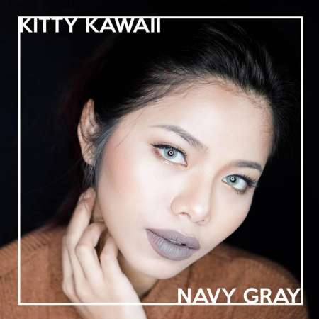 Kitty Kawaii คอนแทคเลนส์ รุ่น Navy Gray ลายฮิต (สีเทา) ค่าสายตา 0.00 พร้อมตลับใส่