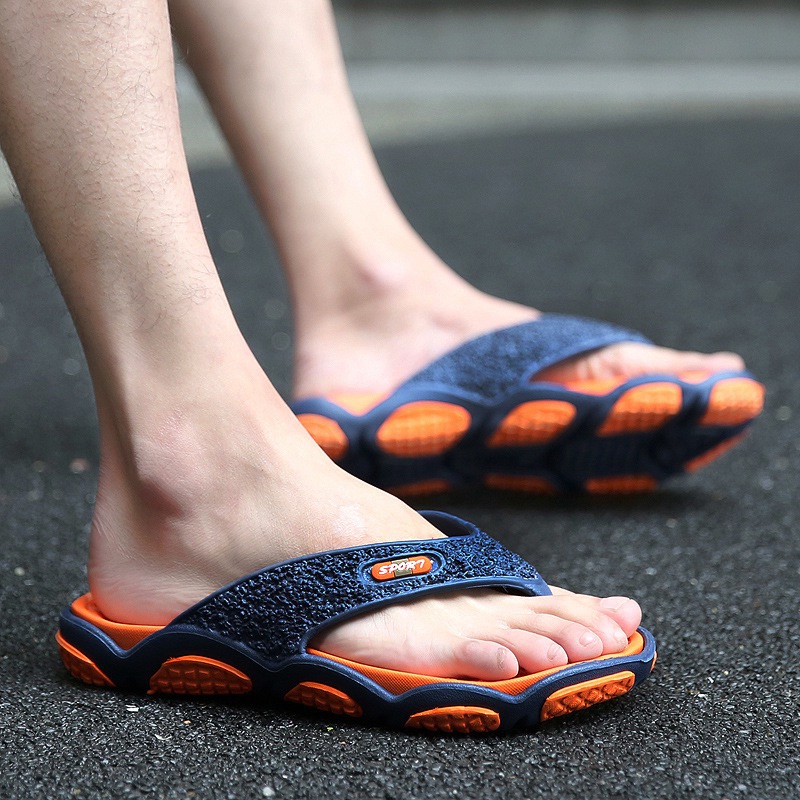 รองเท้าแตะสไตล์เกาหลีฤดูร้อน310 รองเท้าแตะผู้ชายรองเท้าแตะหูหนีบ ใส่เดินชายหาด ใส่ลุยน้ำได้ ไม่ลื่นเบาสบายมีไซส์39-45