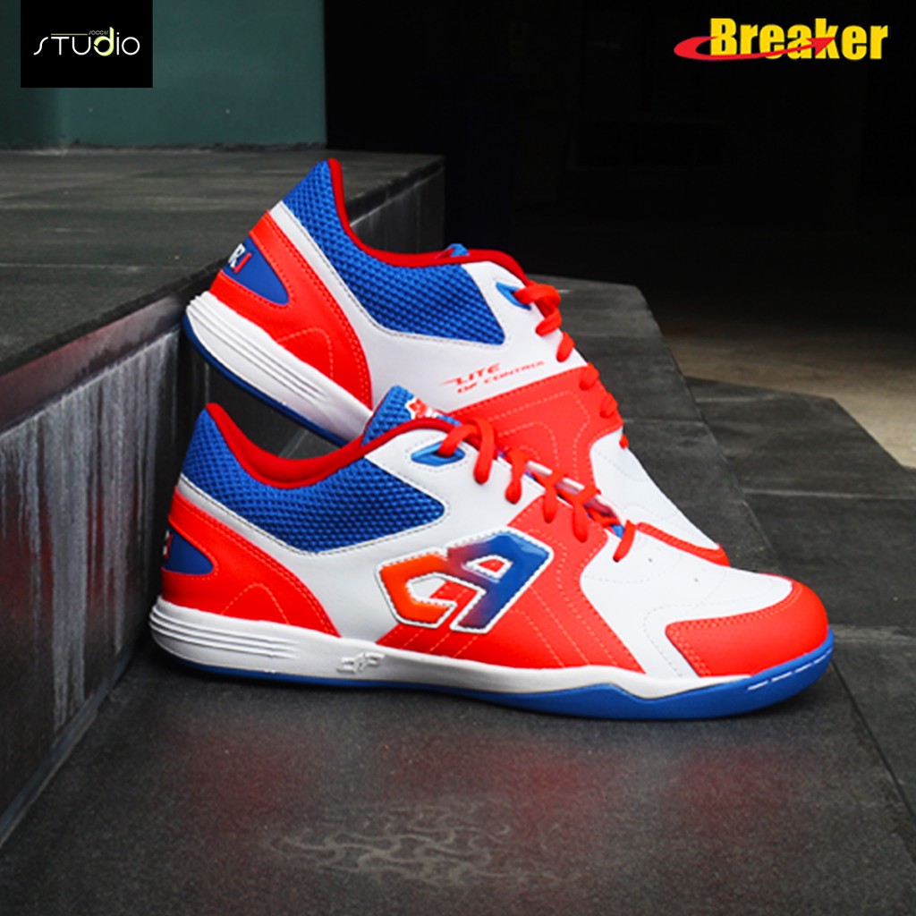 รองเท้าฟุตซอล Breaker BK203