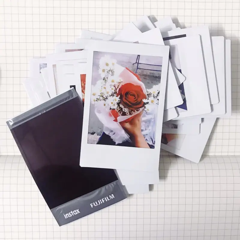 ภาพสินค้าFujifilm Instax Mini Polaroid ฟิล์มโพลารอยด์ 10-100 แผ่น ลดหนักๆ ส่งฟรี จากร้าน Ohmshop_p บน Lazada ภาพที่ 8