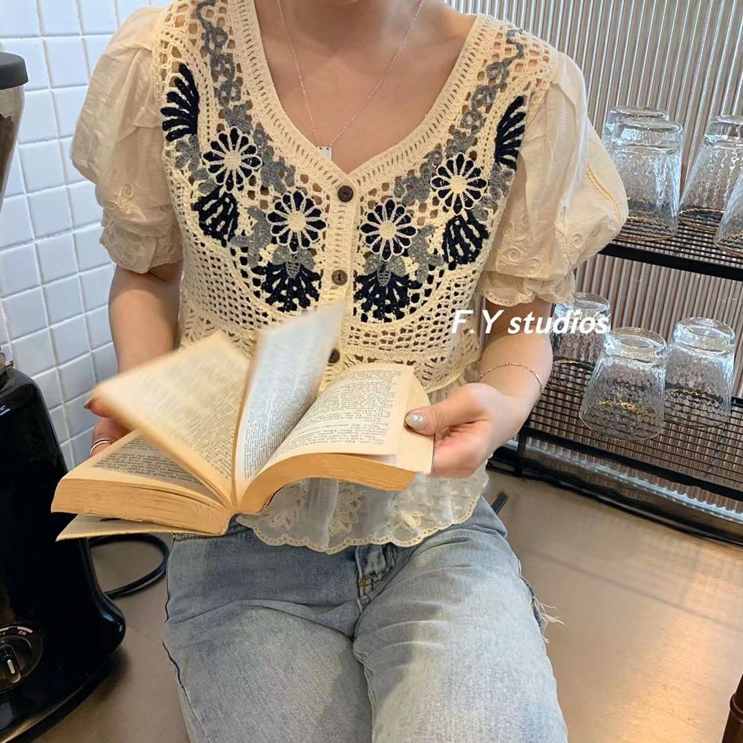 พร้อมส่ง NO.107 NEW ARRIVALS เสื้อแขนสั้นผ้าฉลุลายลูกไม