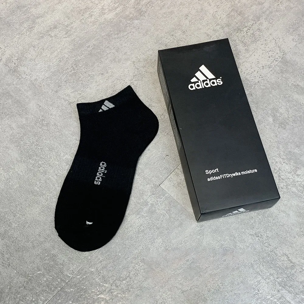 ถูกที่สุด!! ถุงเท้า adidas 5 คู่ 05 ถุงเท้ากีฬา ถุงเท้าวิ่ง ถุงเท้าฟิตเนส ถุงเท้าโยคะ adidas Socks Performance Cotton