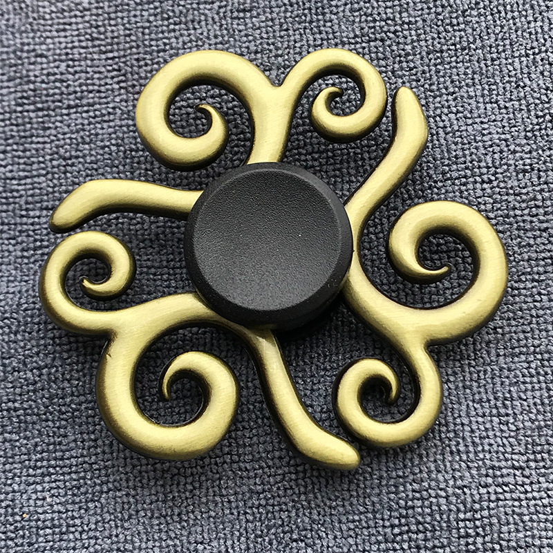 Mini Hand Spinner มือทองเหลืองไทเทเนียม Fidget Spinner ปลายนิ้ว
