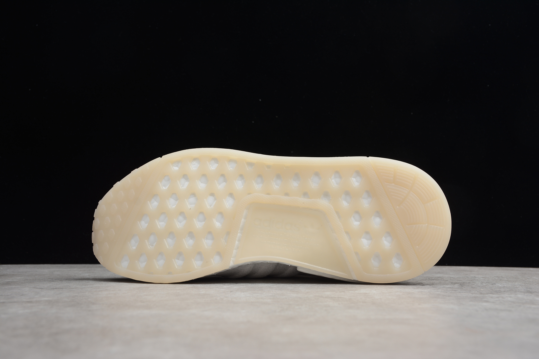 〖WARRANTY 3 YEARS〗ADIDAS NMD R1 BOOST รองเท้าผู้ชาย รองเท้าผู้หญิง รองเท้าผ้าใบผช รองเท้าผ้าใบผญ