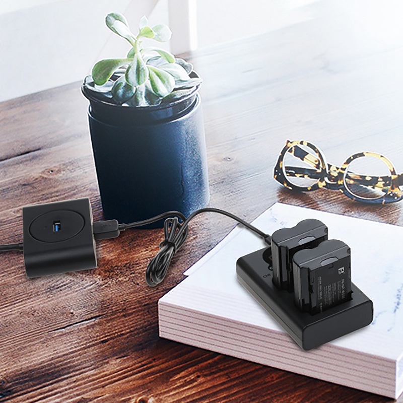 NPW235 Camera Battery Charging Dock, Smart Display USB Dual Charging