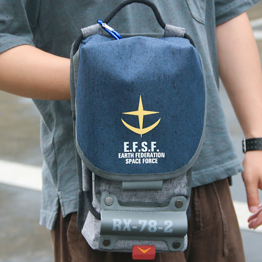 E.F.SF.กระเป๋าอเนกประสงค์คาดเอว จากซีรีย์ MOBILE SUIT GUNDAM RX-78-2