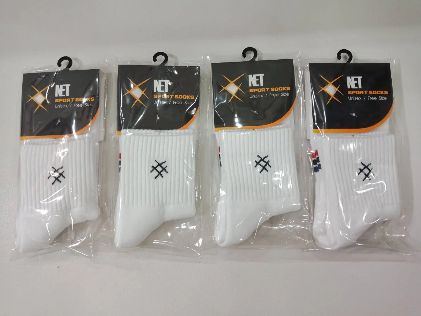 ถุงเท้า NET SPORT SOCK ราคา 150 บาท