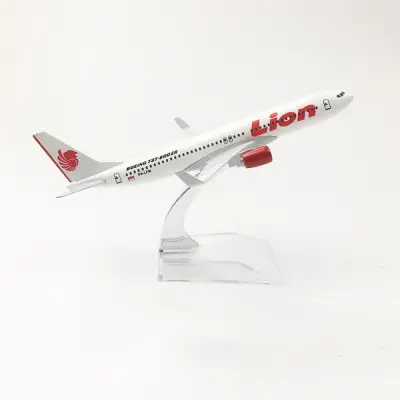 โมเดลเครื่องบิน ไลอ้อนแอร์ LION AIR Boeing 737-900ER (16 cm)-ของขวัญวันเกิด ของขวัญจับฉลากปีใหม่