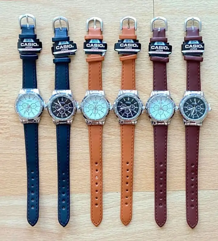 ภาพหน้าปกสินค้า(พร้อมกล่องคู่มือ) นาฬิกาข้อมือ กันน้ำ นาฬิกาcasio คาสิโอ้สายหนัง CAS1O นาฬิกาผู้หญฺิง สายหนัง สีดำ/น้ำตาล ระบบเข็ม RC611 จากร้าน best seller 1585760265 บน Lazada