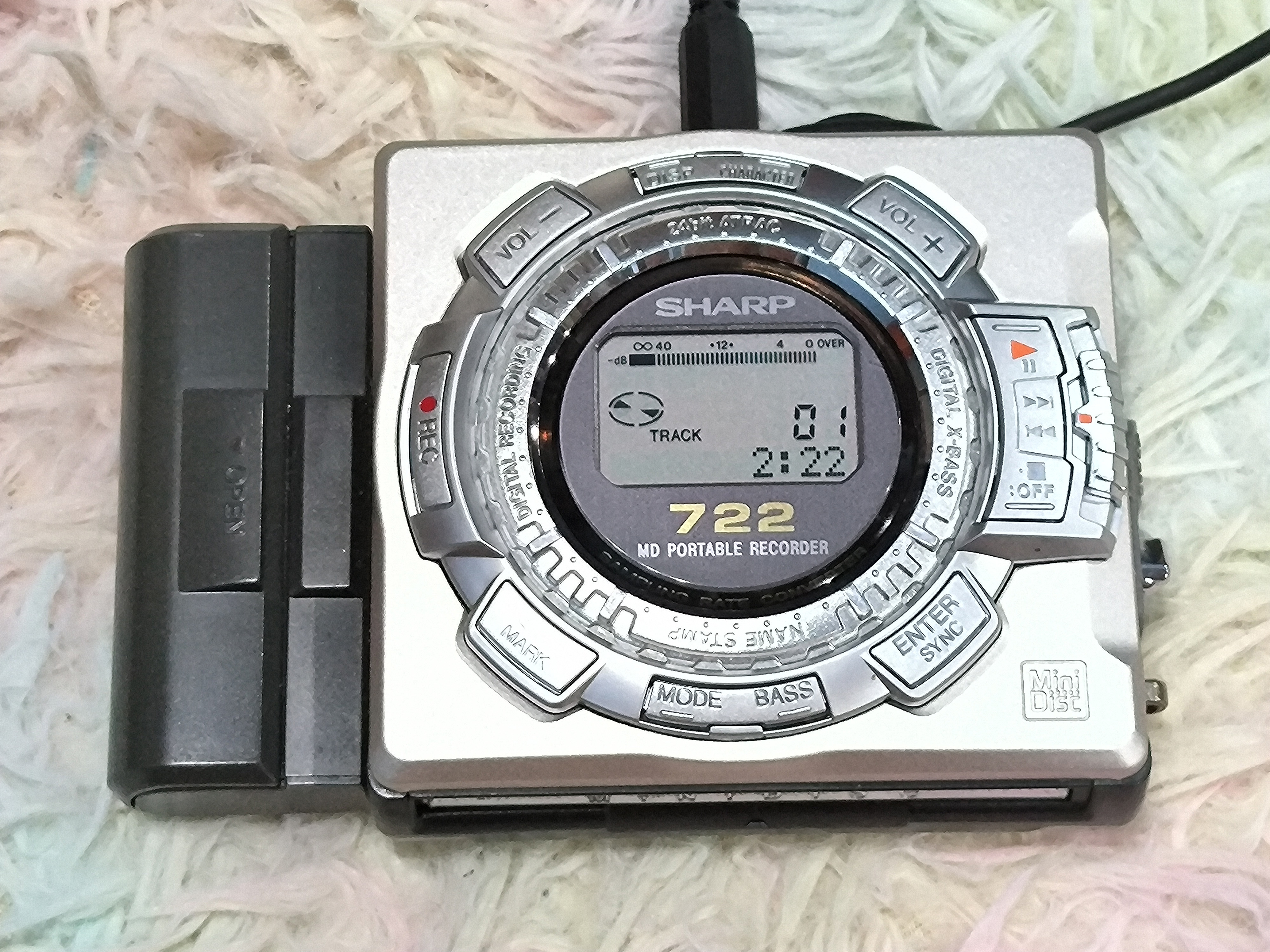 ポータブルプレーヤー A2372 SHARP MD-MS722-S MD WALKMAN A2372 SHARP