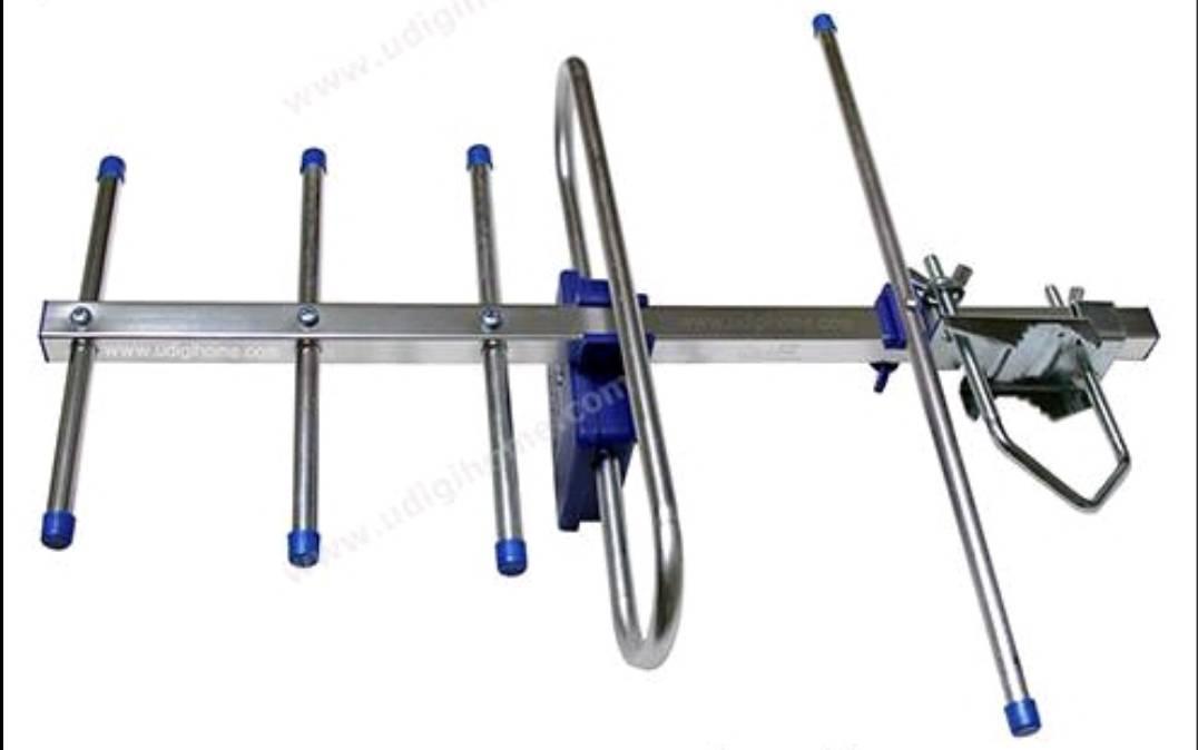 เสาอากาศทีวีดิจิตอล DVB-T2 5E ยี่ห้อ oneboxhome แถมสายสัญญาณ 10 เมตร