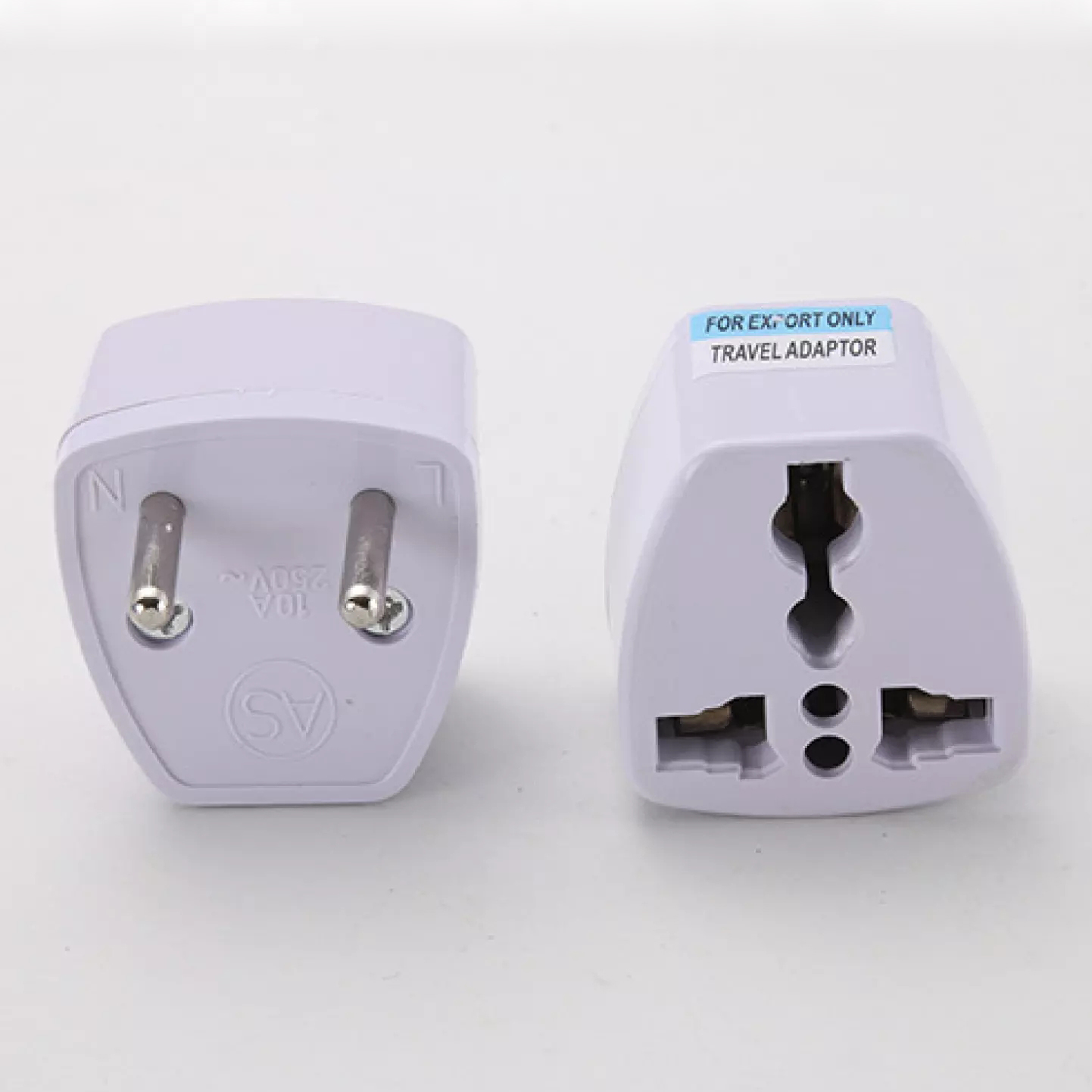 หัวแปลงปลั๊กไฟ หัวแปลง ปลั๊กแปลง หัวแปลงปลั๊กจีน หัวแปลงปลั๊กไฟขาแบน ปลั๊กแปลง 3 ขาเป็น 2 ขาแบน ทนไฟฟ้าได้ 250V 10A / Universal Travel Plug Adapter