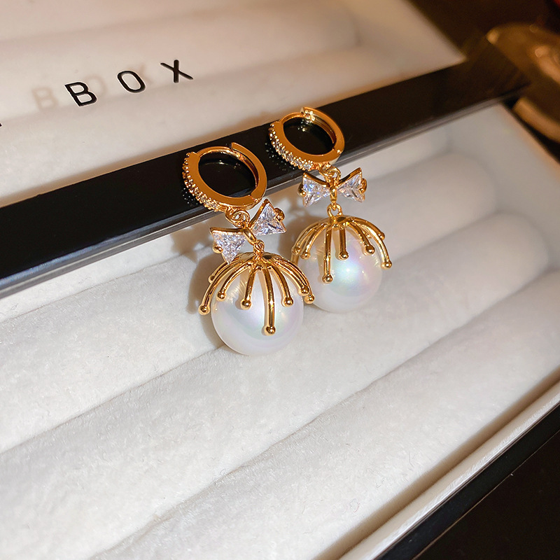 Zirconia pearl bow fashion earrings for women