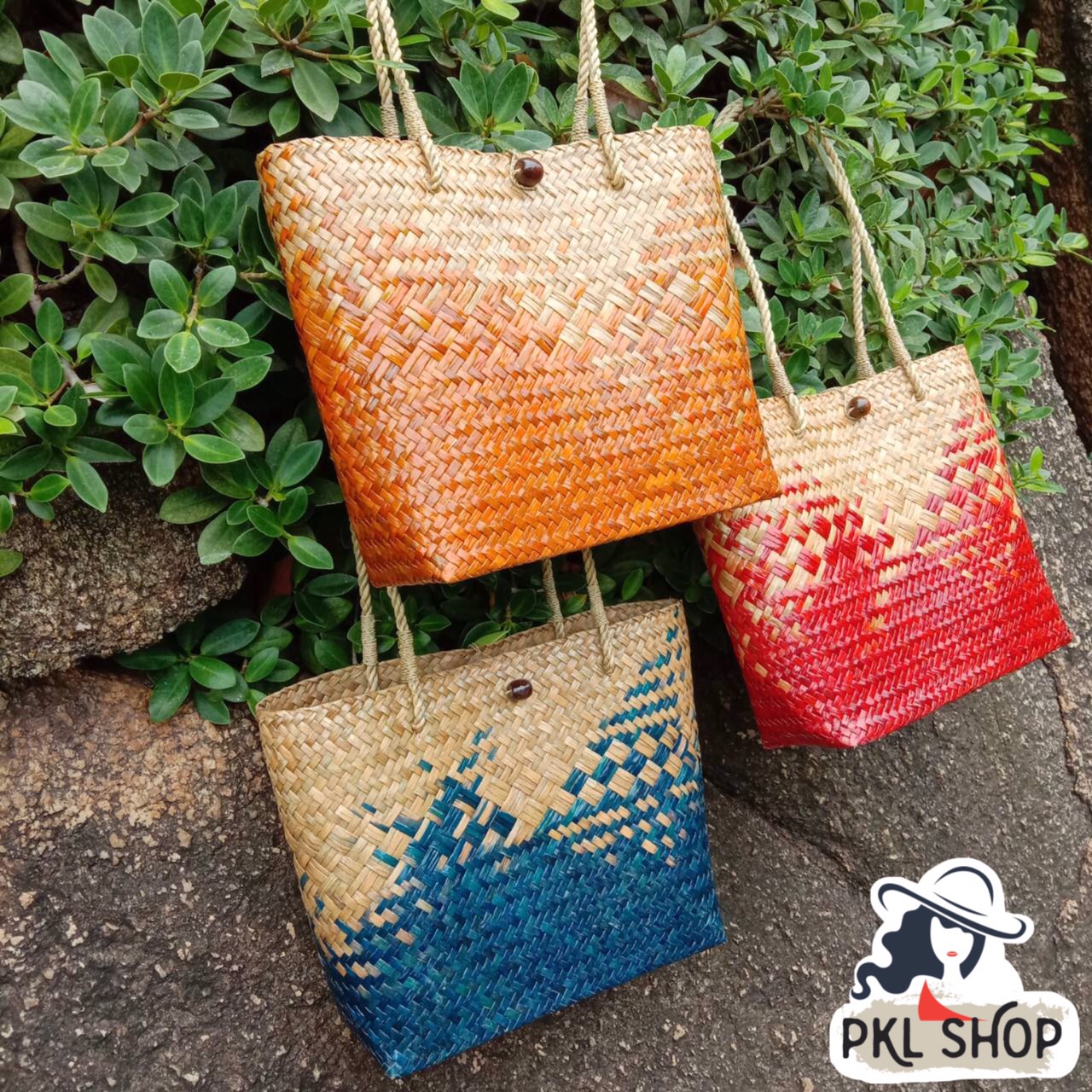 กระเป๋าสาน กระเป็าถือ กระจูด ทรงญาญ่า ขนาด 11x11 นิ้ว มี 4 สี สินค้าทำมือ HAND MADE BAGS