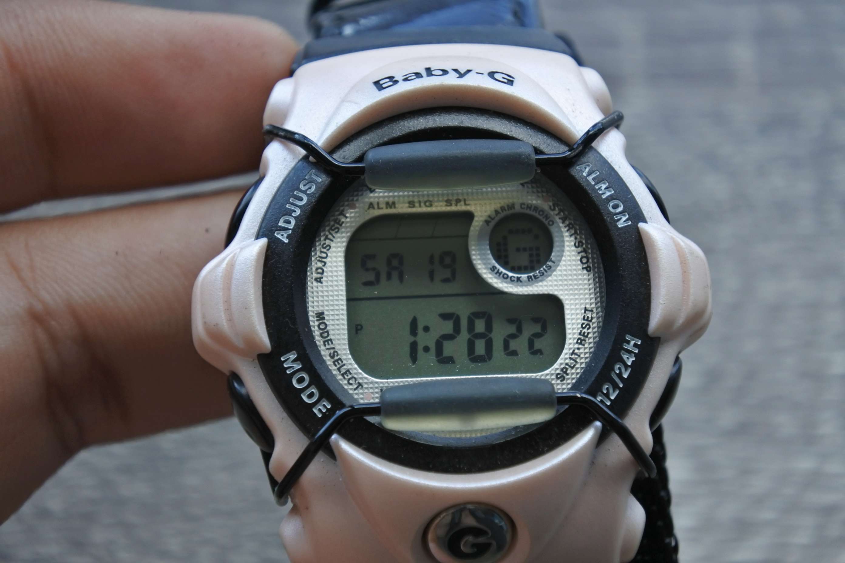 นาฬิกา ผู้หญิง Baby G CasioVintage ผู้ชาย สายสแตนเลส แท้มือสองญี่ปุ่น ระบบ Quartz หน้าปัด 41mm