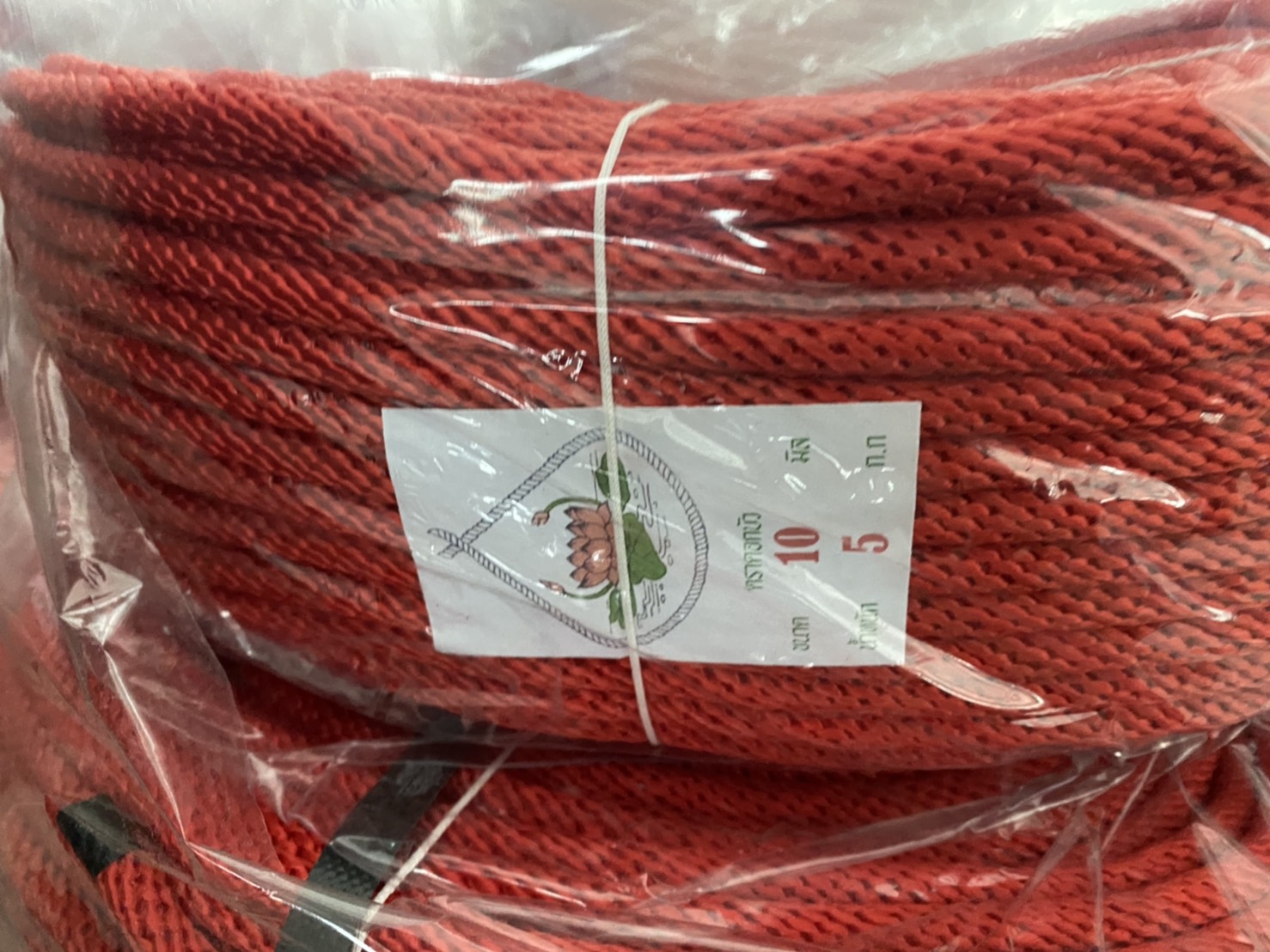 เชือกถักกลม (เชือกกระตุก) เชือกสีแดง ความยาว100เมตรต่อม้วน ตราดอกบัว