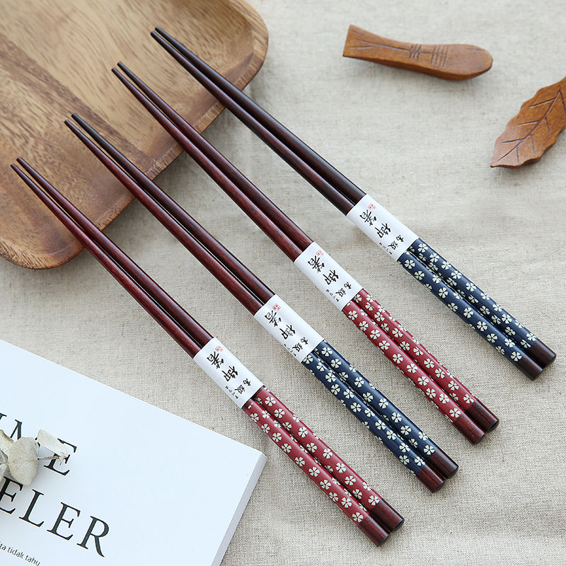 5 Pairs Wooden Chopsticks Gift Set ตะเกียบ ตะเกียบเกาหลี ตะเกียบไม้ ตะเกียบญี่ปุ่น Japanese Non-Slip Reusable Chopsticks Korean Wood Chopsticks with Case