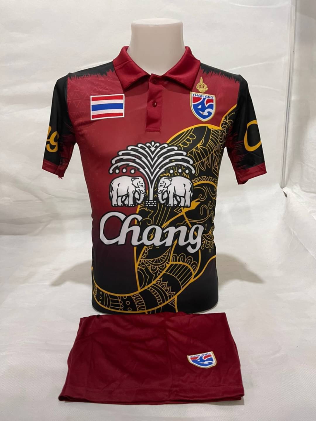 เสื้อกีฬา ชุดกีฬาผู้ชาย ทีมชาติไทย ลายช้าง Free Fire 2021/2022 ถูกคุ้มสุดๆ (เสื้อ+กางเกง)