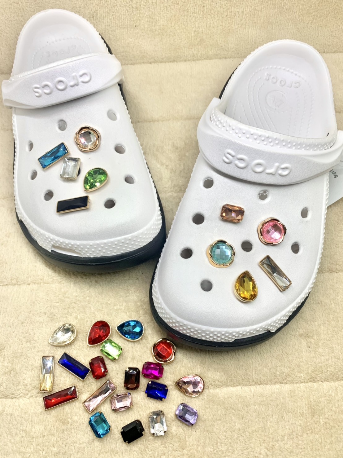 JBD-ตัวติดรองเท้ามีรู “เพชร” ??shoe Charm “Diamond “ เพิ่มความวิ้งค์ ให้รองเท้าคู่โปรด สำหรับรองเท้า Crocs Adda Monobo Mago Baoji...