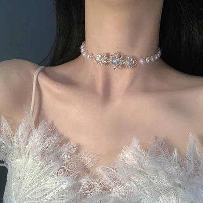 ARTMU Elegant Sweet Women Rhinestone Crystal Flower Clavicle Chain Beads Choker Pearl Necklace