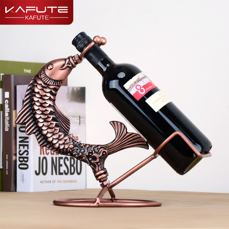 Best Seller ชั้นวางไวน์สไตล์ยุโรปชั้นวางไวน์สร้างสรรค์เครื่องประดับเหล็กดัดย้อนยุคของตกแต่งบ้านมีสไตล์ สินค้าคุณภาพดี